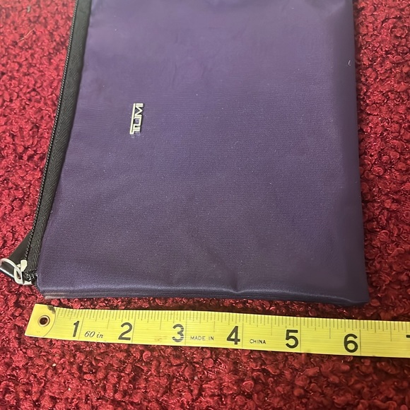 TUMI Bundle of 2 (1st Class Amenity Bags) Gray & Purple - Picture 11 of 13